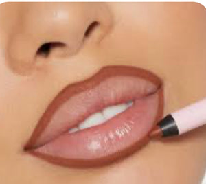 Retractable Lip Liner