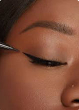 Load image into Gallery viewer, Eyeliner
